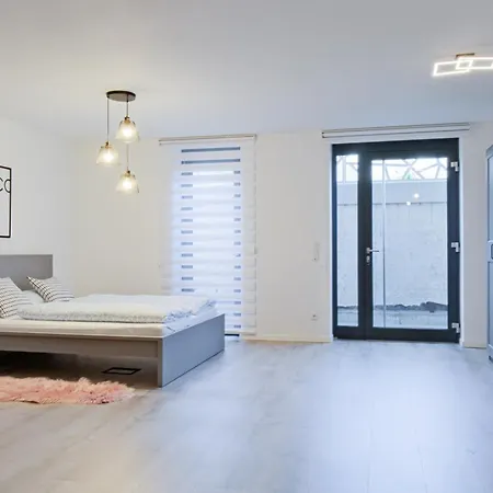 Untergeschoss Mit Stil Modern, Ruhig & Mit Terrasse Apartman *